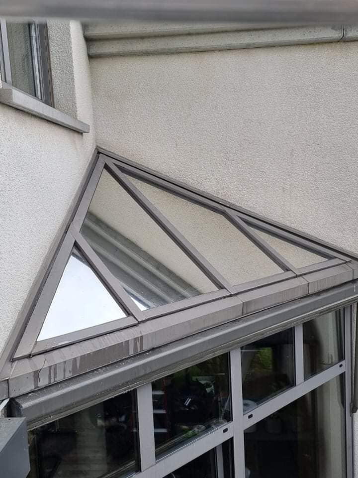 Pose de film miroir sans tain dans une maison près LUXEMBOURG VILLE