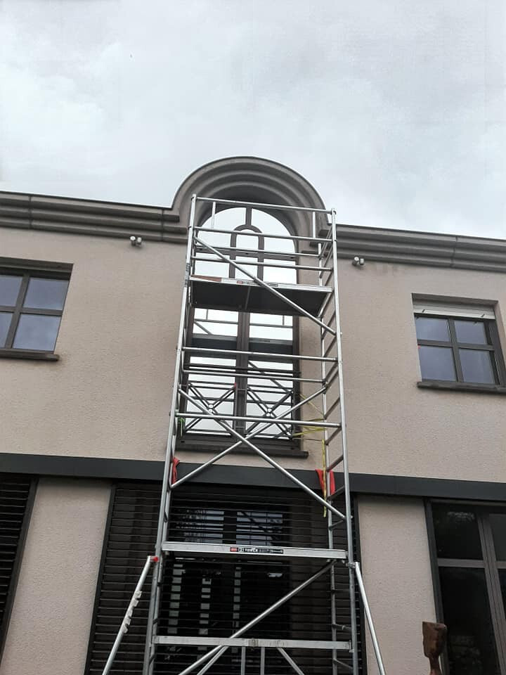 Pose de film miroir sans tain dans une maison près LUXEMBOURG VILLE
